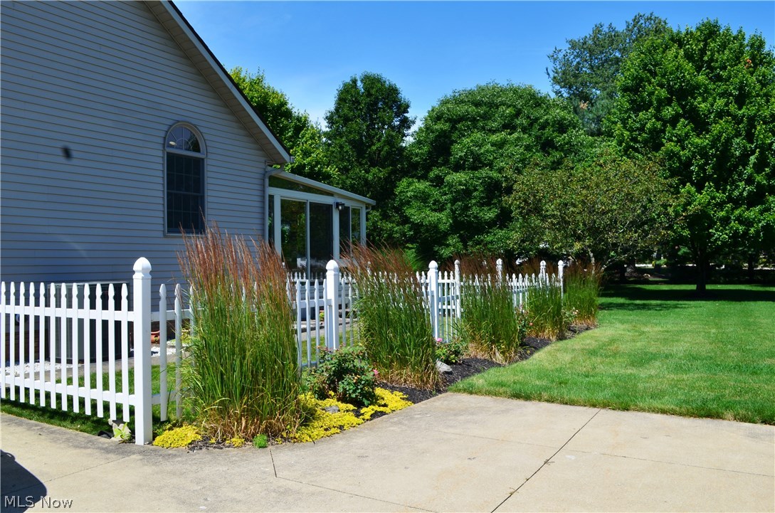 Ridge Wood Lakes - Residential