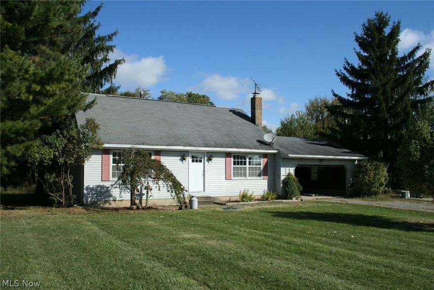 3 bedroom Cape Cod situated on 5 acres in the Keystone School District. Spacious eat-in kitchen. Nice living room with fireplace. Enclosed back porch. Heat is forced air propane furnace with a geothermal unit added. Central air.