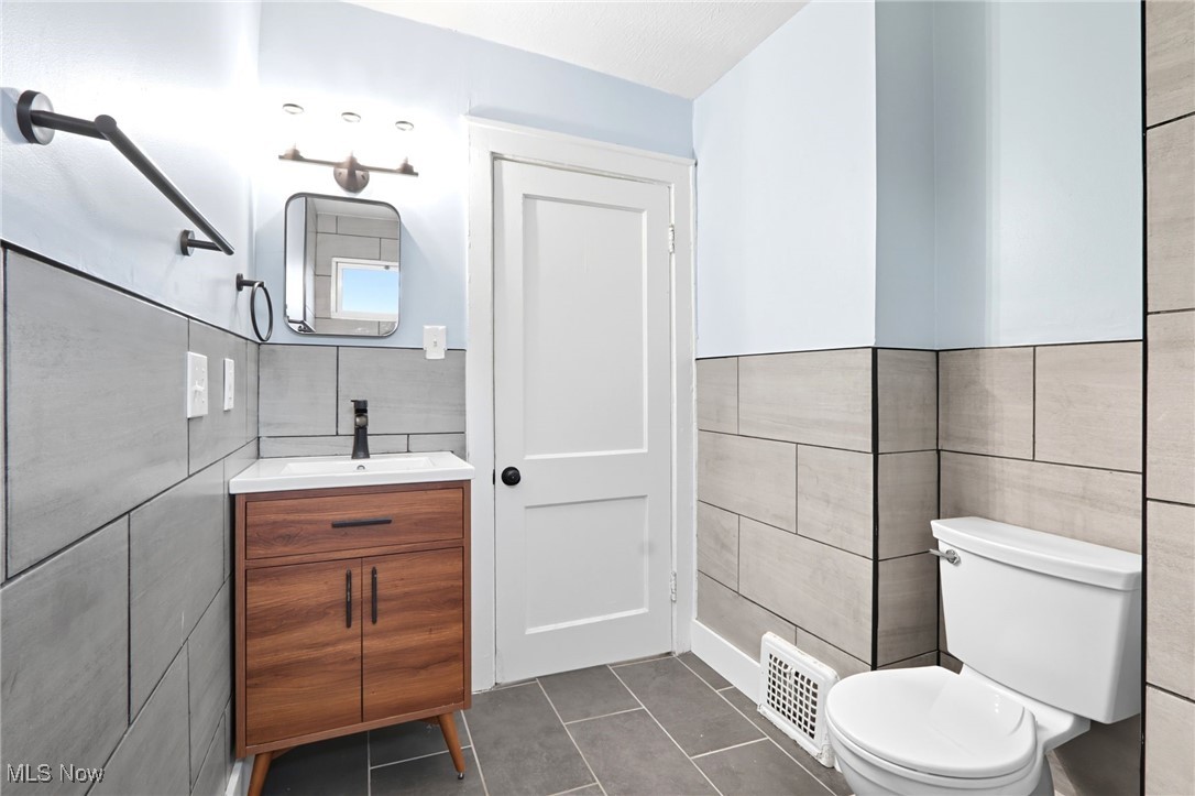 Minor Heights Land Cos - Residential