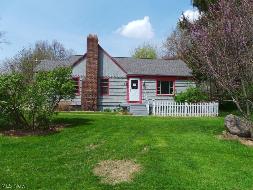 Three bedroom home on large county lot.  Just a bit of TLC and this one is ready to go!  Property is HUD owned and sold AS IS.