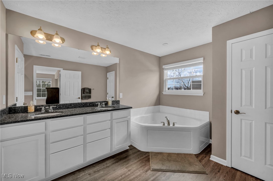 3644 Denton Drive, Avon, Ohio image 22