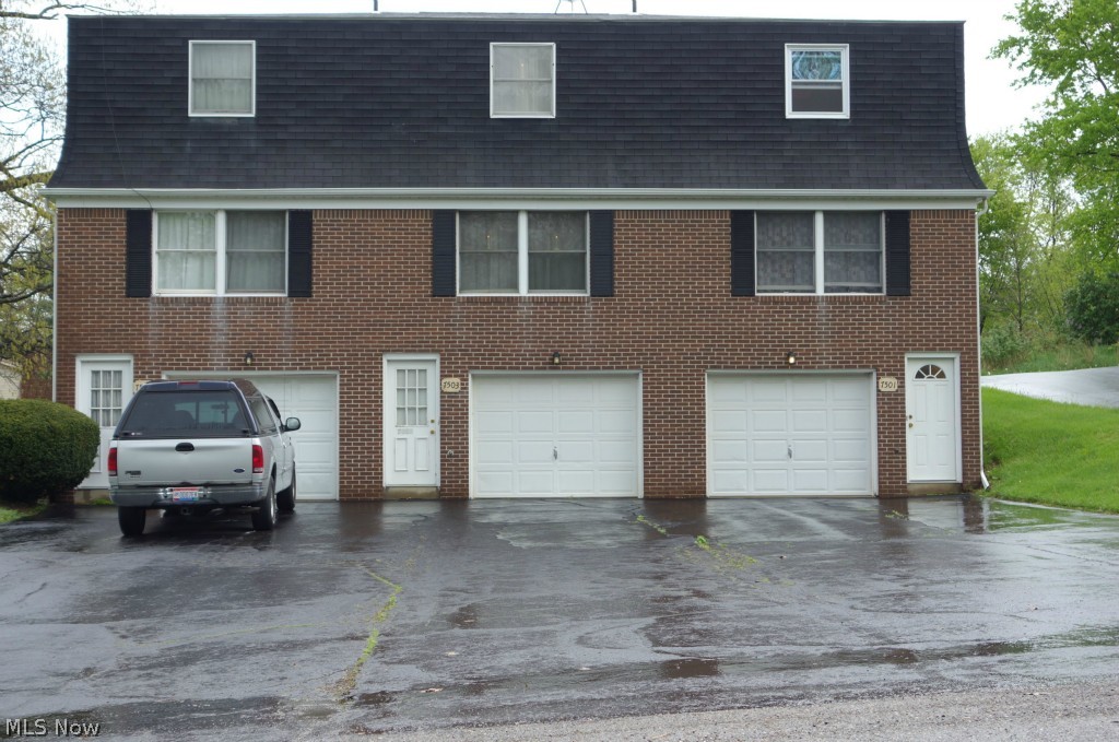 Clover Dale 04 - Residential Income