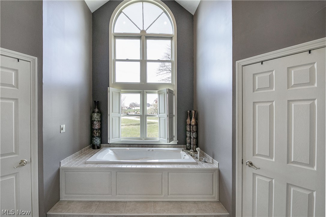 Crestview Manor 4th Add - Residential