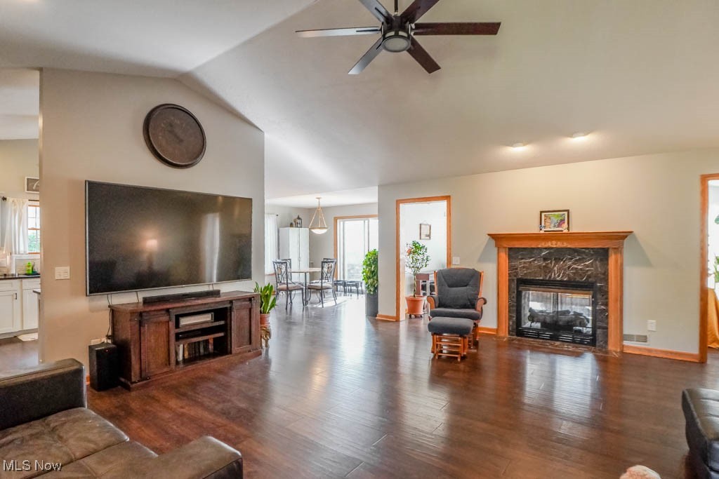 Sharon-Glen Estates 03 - Residential