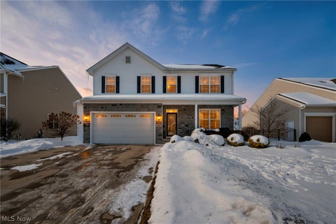 9048 Shady Elm Lane, Olmsted Twp, OH 44138 - #: 5185773