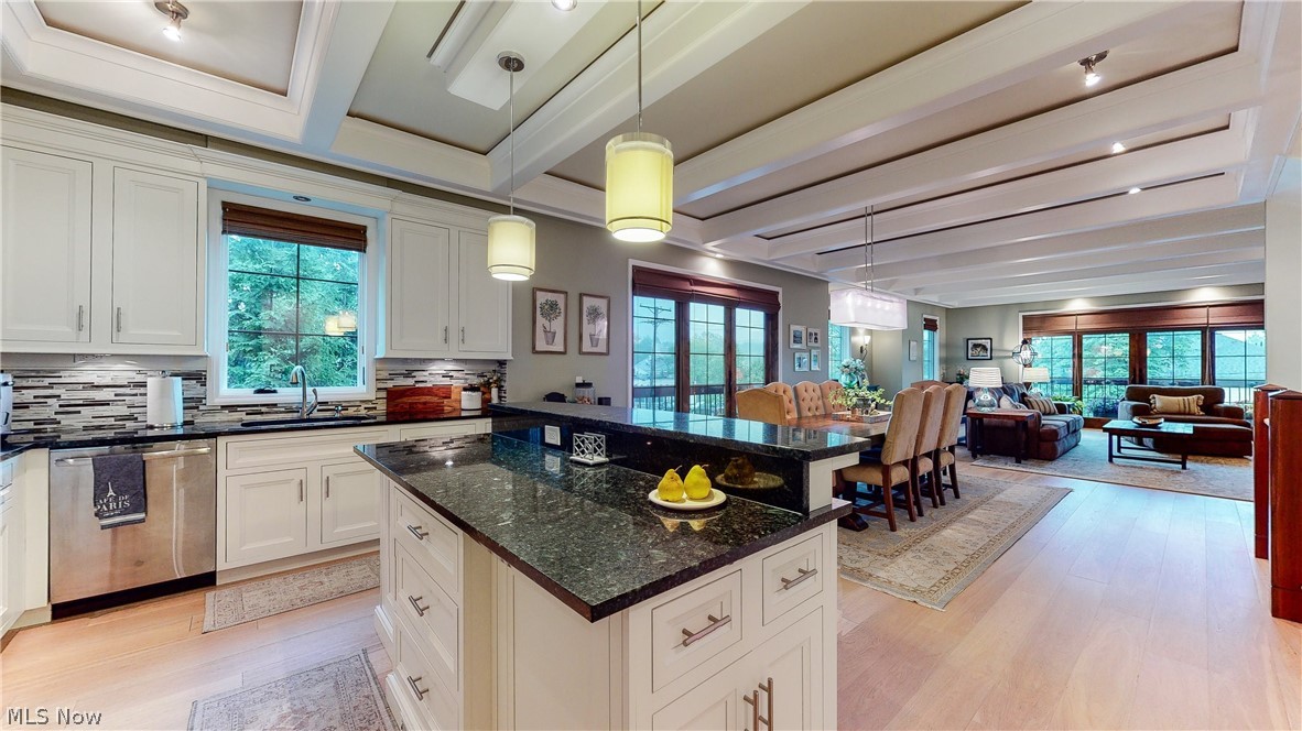 River Walk - Residential Lease