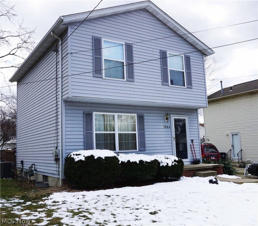 Well maintained colonial on a dead-end street. Built in 1992. Ceramic tile floors and white cabinetry in the kitchen and bathrooms. Master bedroom features walk-in closet. Lots of storage space in the basement with washer and dryer hookups. Half Bath on first floor. Large deck in the back through sliding glass door. Oversized, partially fenced yard. Paved driveway. Central A/C.
Owner is licensed real estate agent!