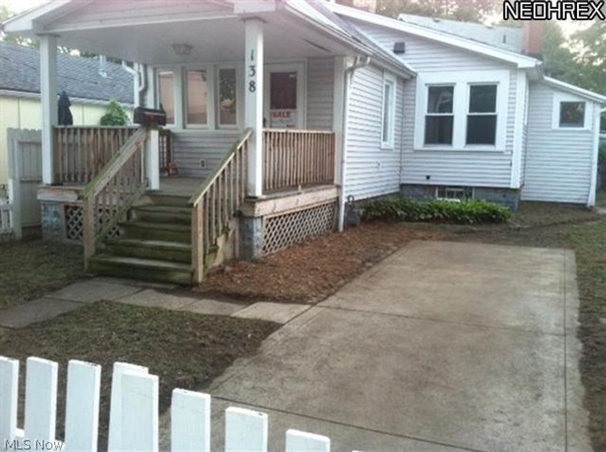 Charming cottage by the lake! Vinyl siding, central air, replacement windows, updated kitchen and bath,  partially fenced yard. Minutes from Waterloo Arts District and freeway access.