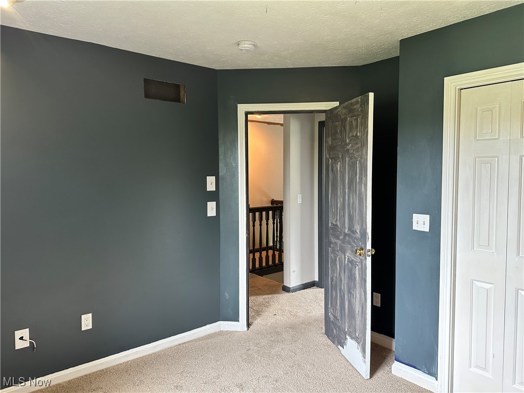 122 Pine Hollow Circle, Chardon, Ohio image 13