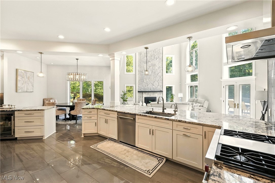 Richfield, Ohio 44286, United States, 5 Bedrooms Bedrooms, ,6 BathroomsBathrooms,Residential,Active,179506