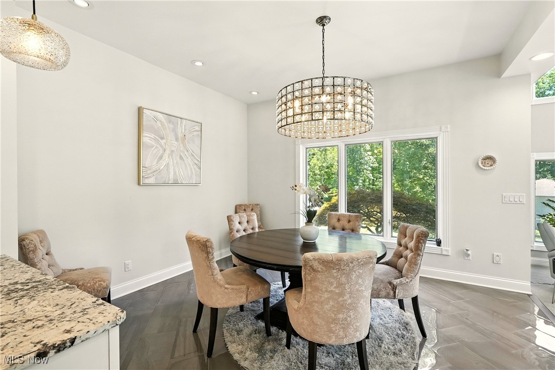 Richfield, Ohio 44286, United States, 5 Bedrooms Bedrooms, ,6 BathroomsBathrooms,Residential,Active,179506