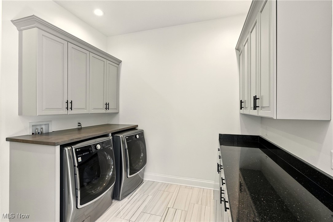 Richfield, Ohio 44286, United States, 5 Bedrooms Bedrooms, ,6 BathroomsBathrooms,Residential,Active,179506