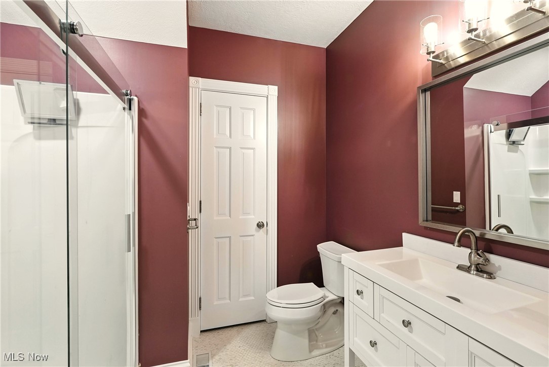 Richfield, Ohio 44286, United States, 5 Bedrooms Bedrooms, ,6 BathroomsBathrooms,Residential,Active,179506