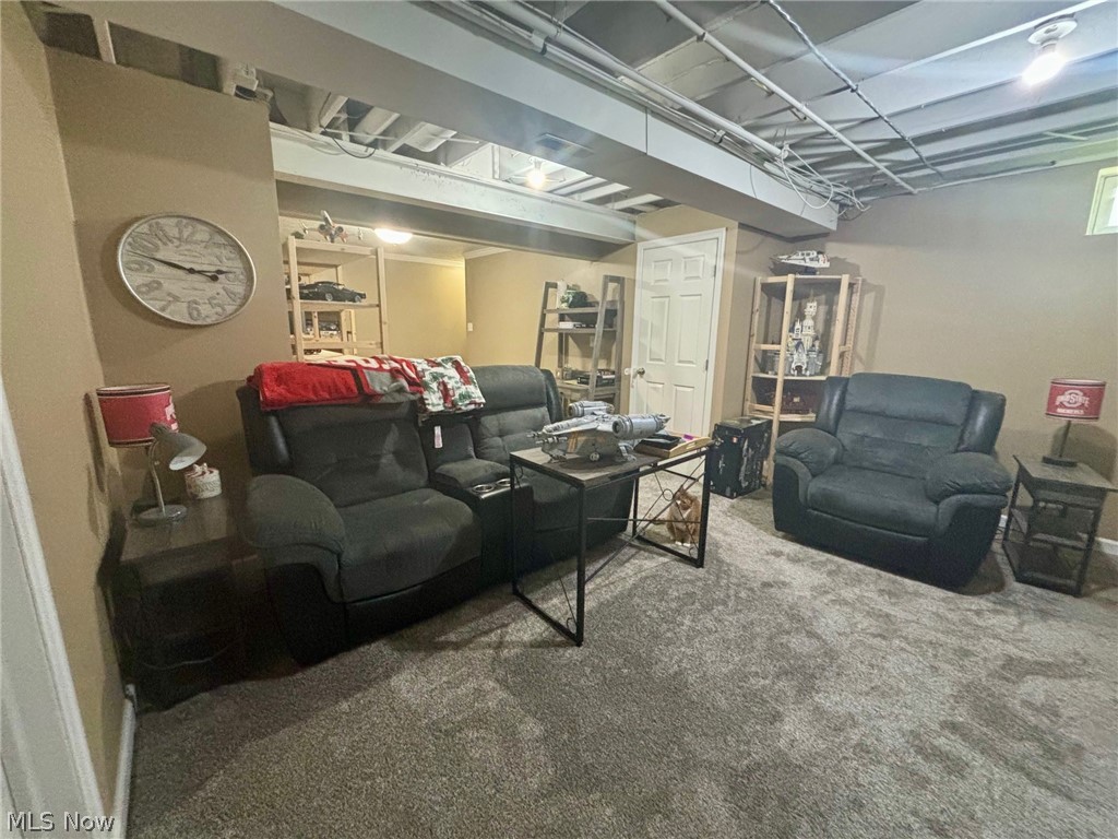 Overlook Condo/Pleasant Lakes - Residential