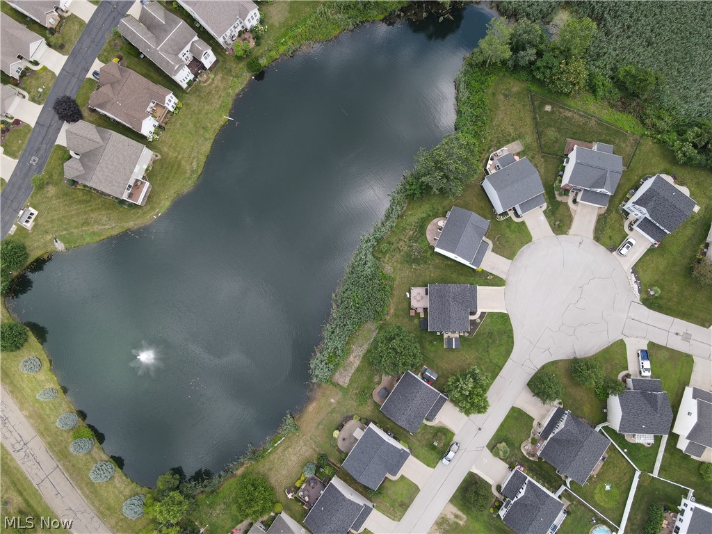 Overlook Condo/Pleasant Lakes - Residential