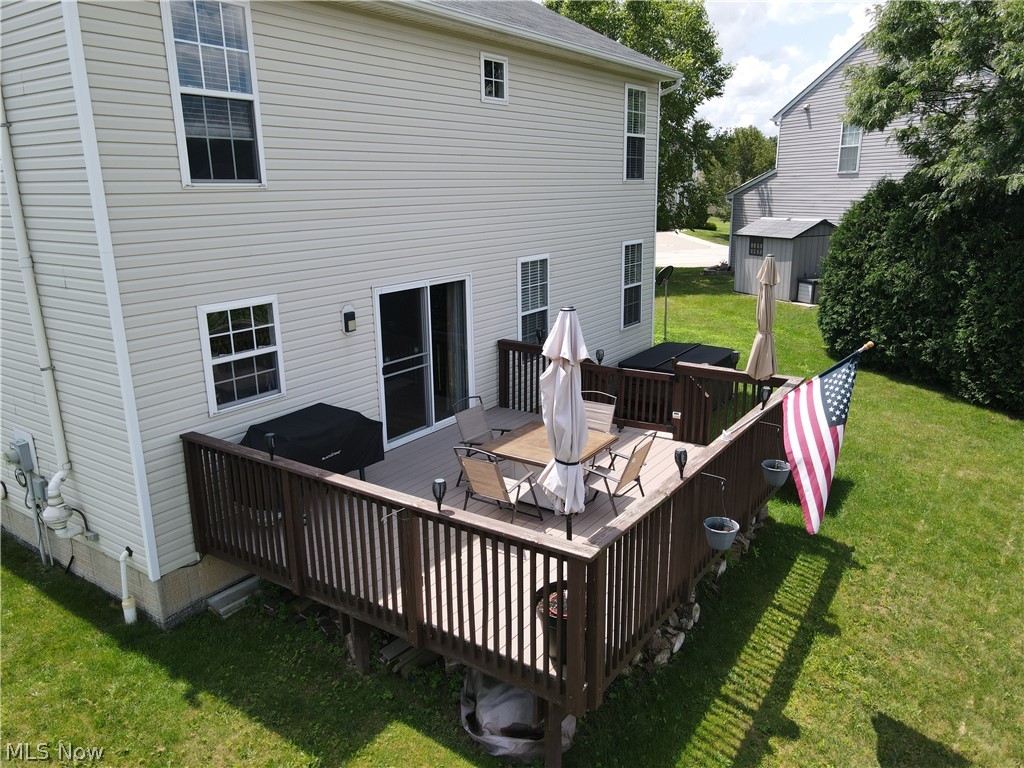 Overlook Condo/Pleasant Lakes - Residential