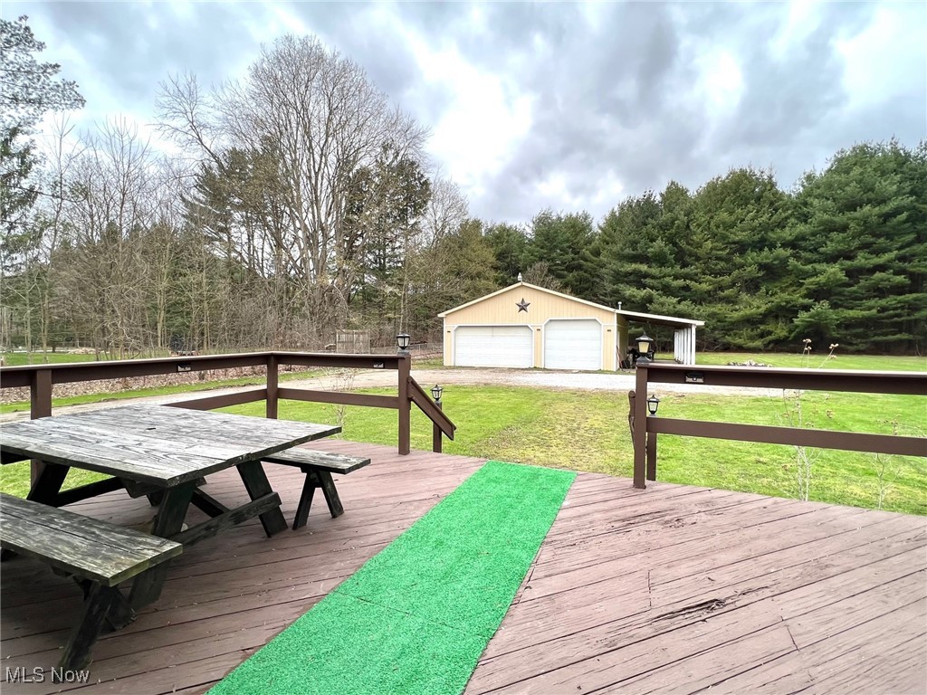 11570 Bass Lake Road, Chardon, Ohio image 31