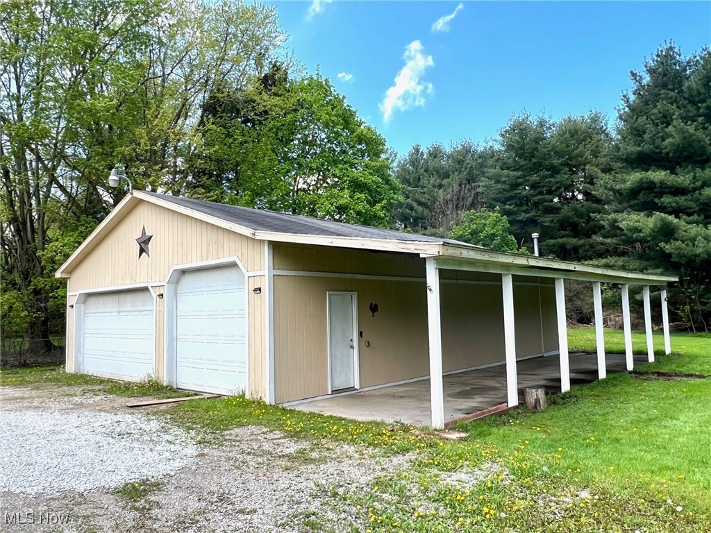 11570 Bass Lake Road, Chardon, Ohio image 3