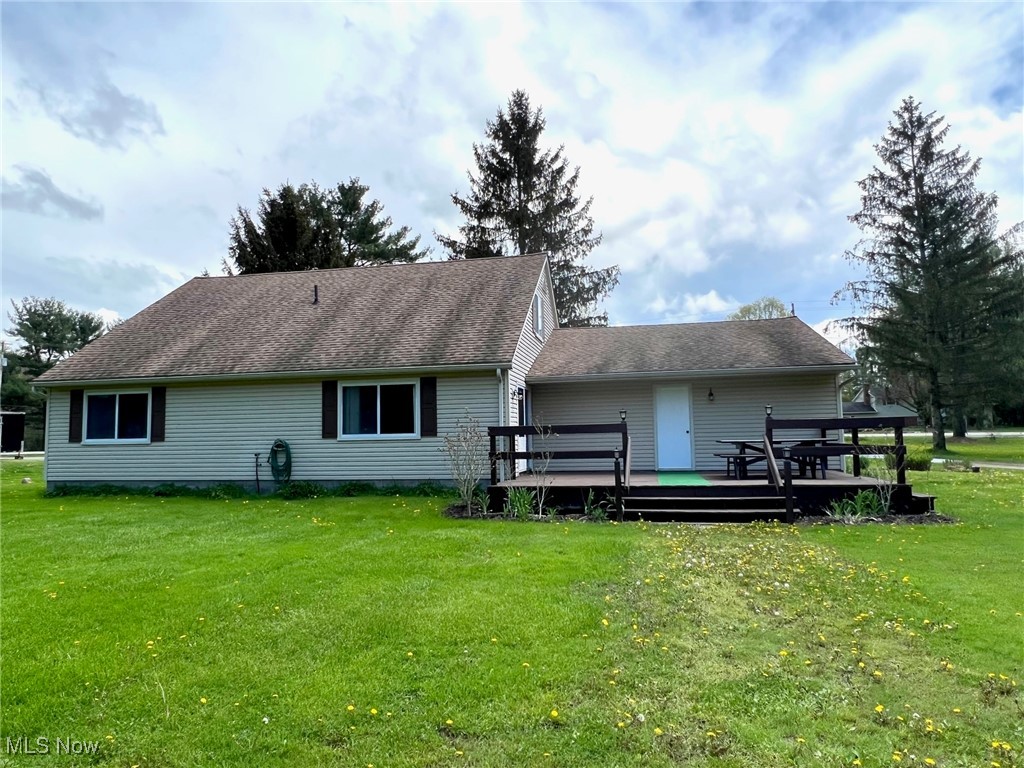 11570 Bass Lake Road, Chardon, Ohio image 27