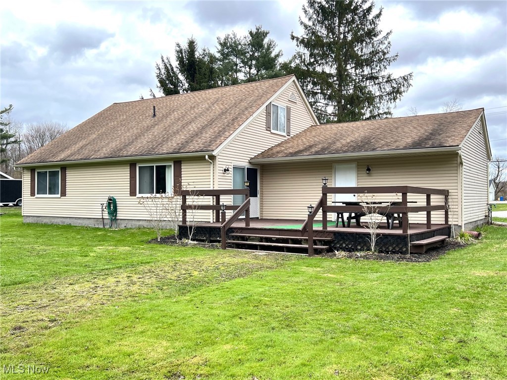 11570 Bass Lake Road, Chardon, Ohio image 3