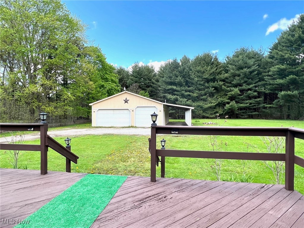 11570 Bass Lake Road, Chardon, Ohio image 29