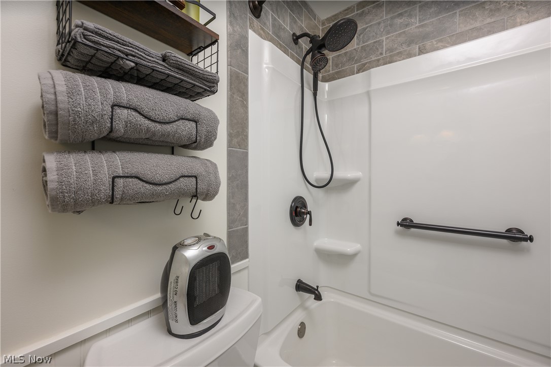 Village/Canal Fulton - Residential