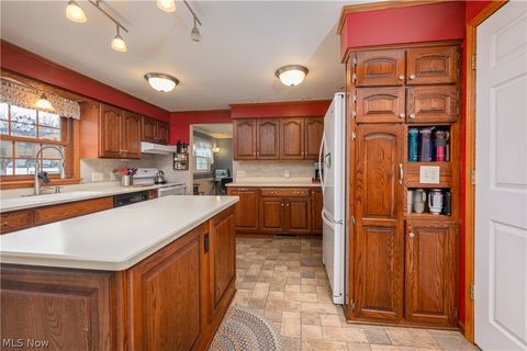 Tiny photo for 460 Layden Avenue, Canal Fulton, OH 44614 (MLS # 5188113)