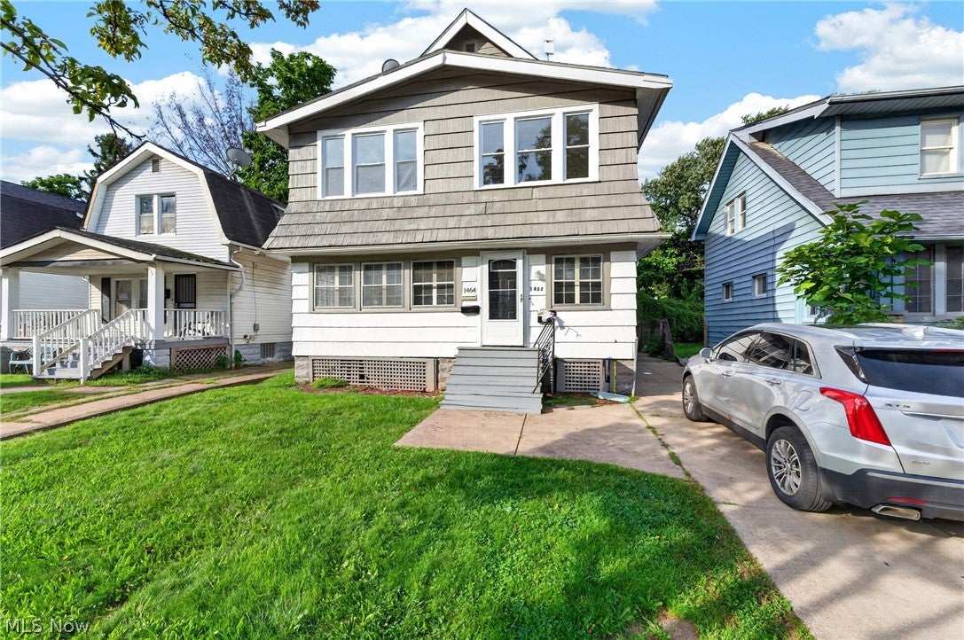 1464 E 175th Street