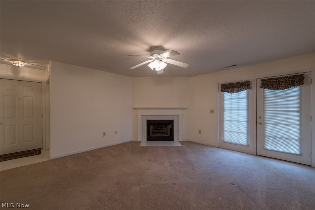 Lenox Square Condo Ph 04 - Residential