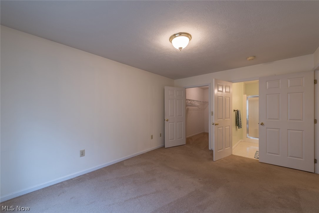 Lenox Square Condo Ph 04 - Residential