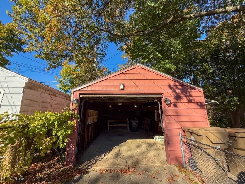 State Road Estates - Residential Lease