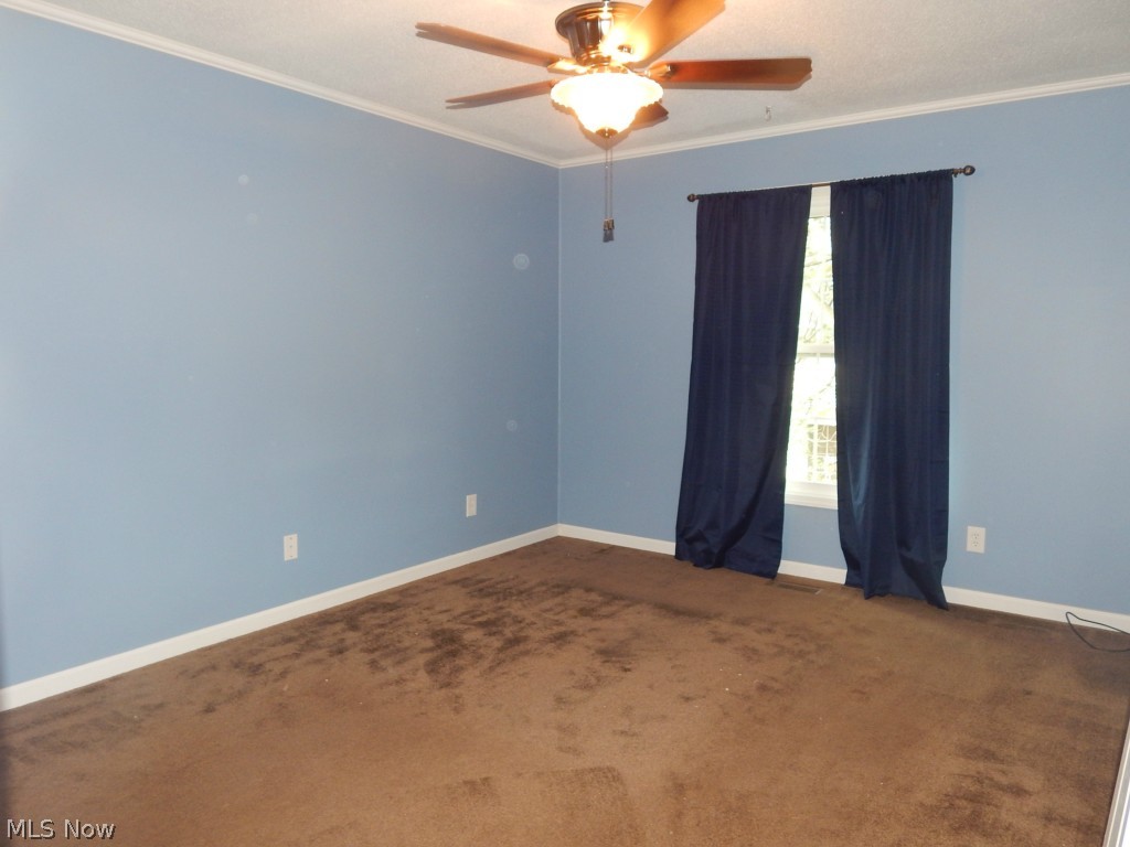 Williamsburg Court Condos - Residential Lease