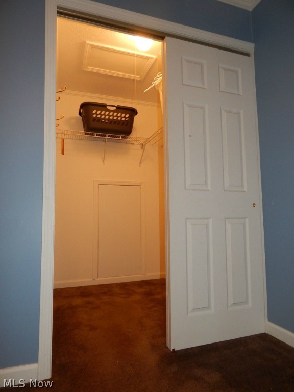 Williamsburg Court Condos - Residential Lease