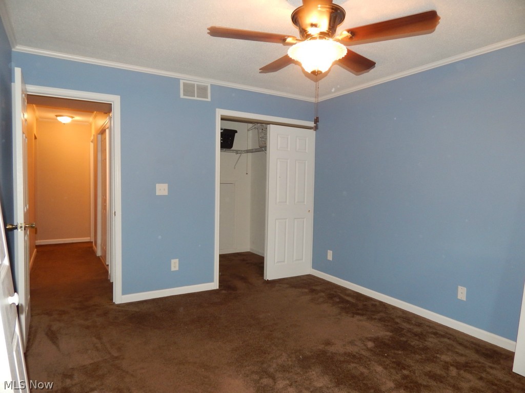 Williamsburg Court Condos - Residential Lease