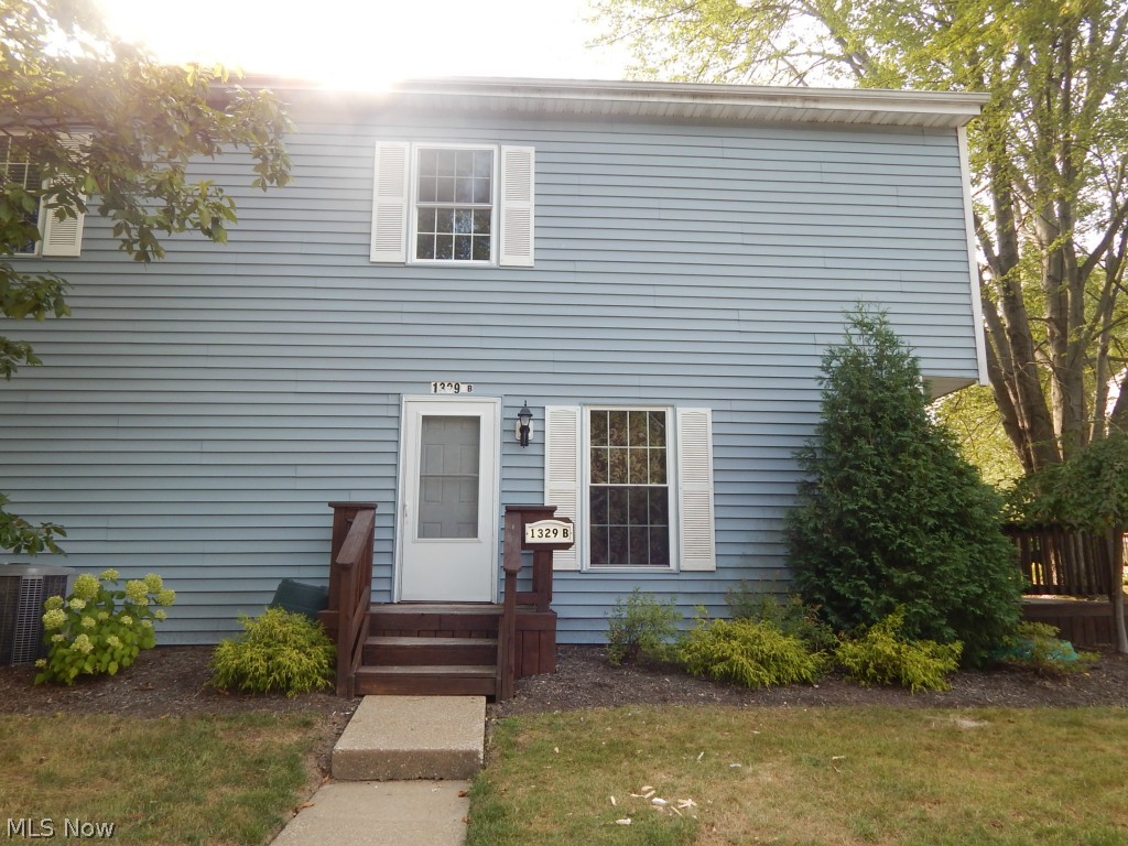 Williamsburg Court Condos - Residential Lease