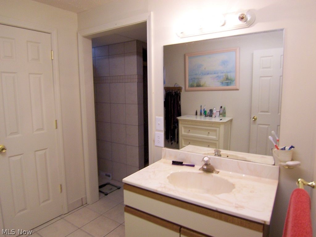 Sunny Estates 03 - Residential