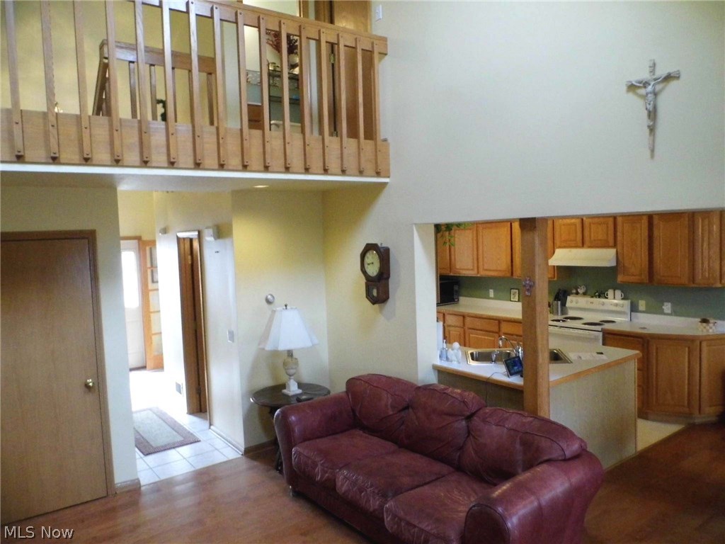 Summit Pointe - Residential