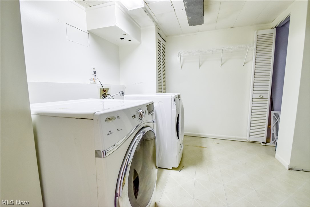 Big Turtle ll - Residential