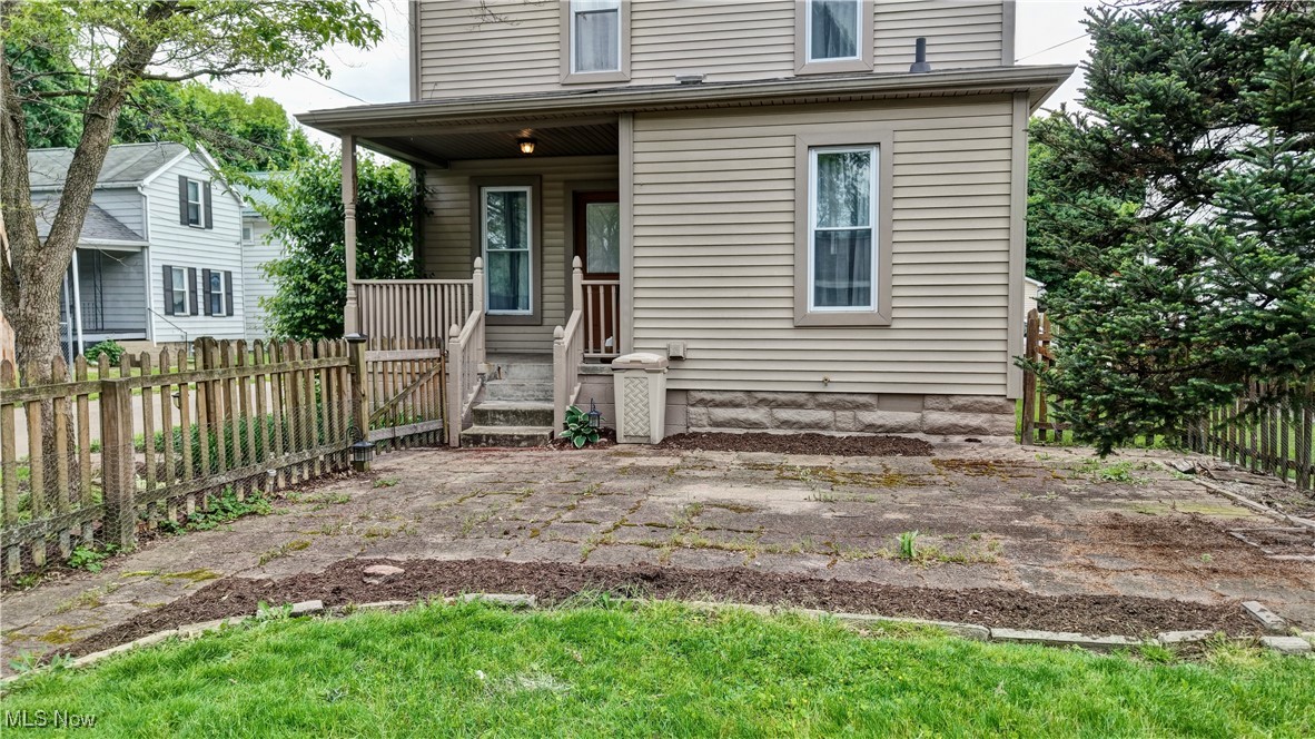 601 Short St, Dover, Ohio image 11