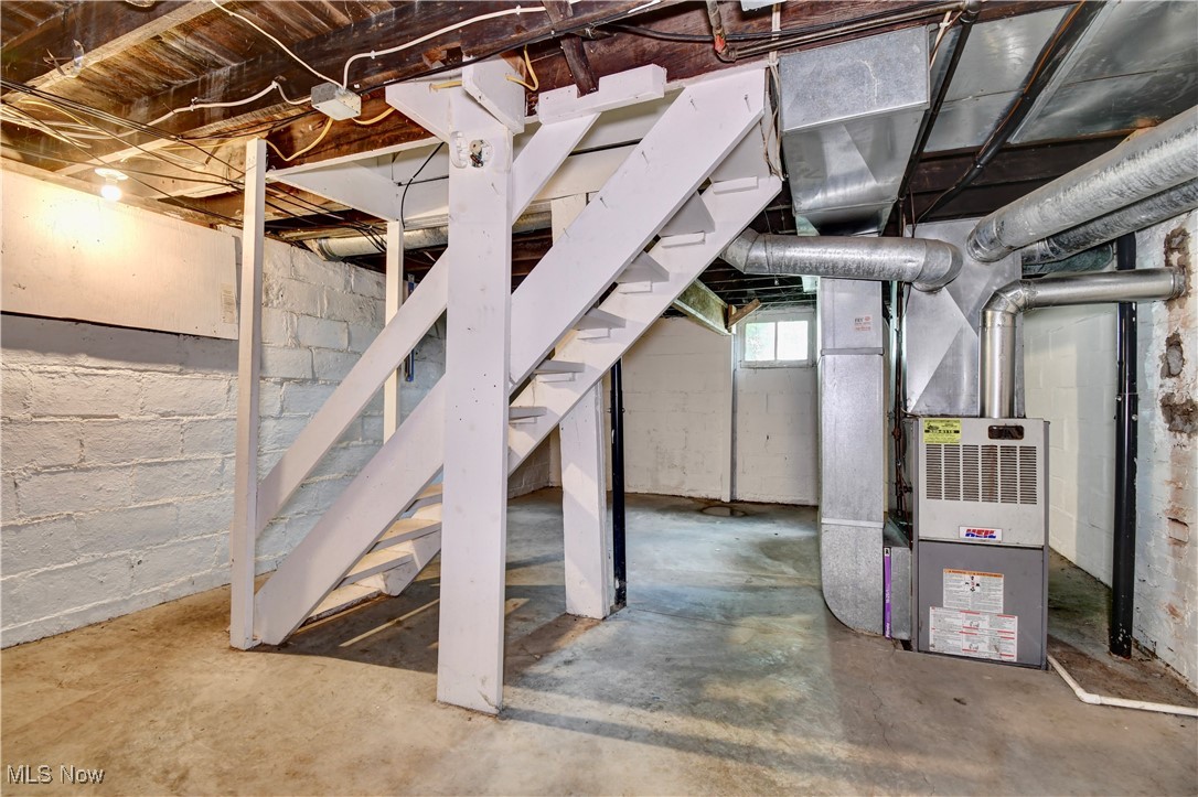 601 Short St, Dover, Ohio image 38