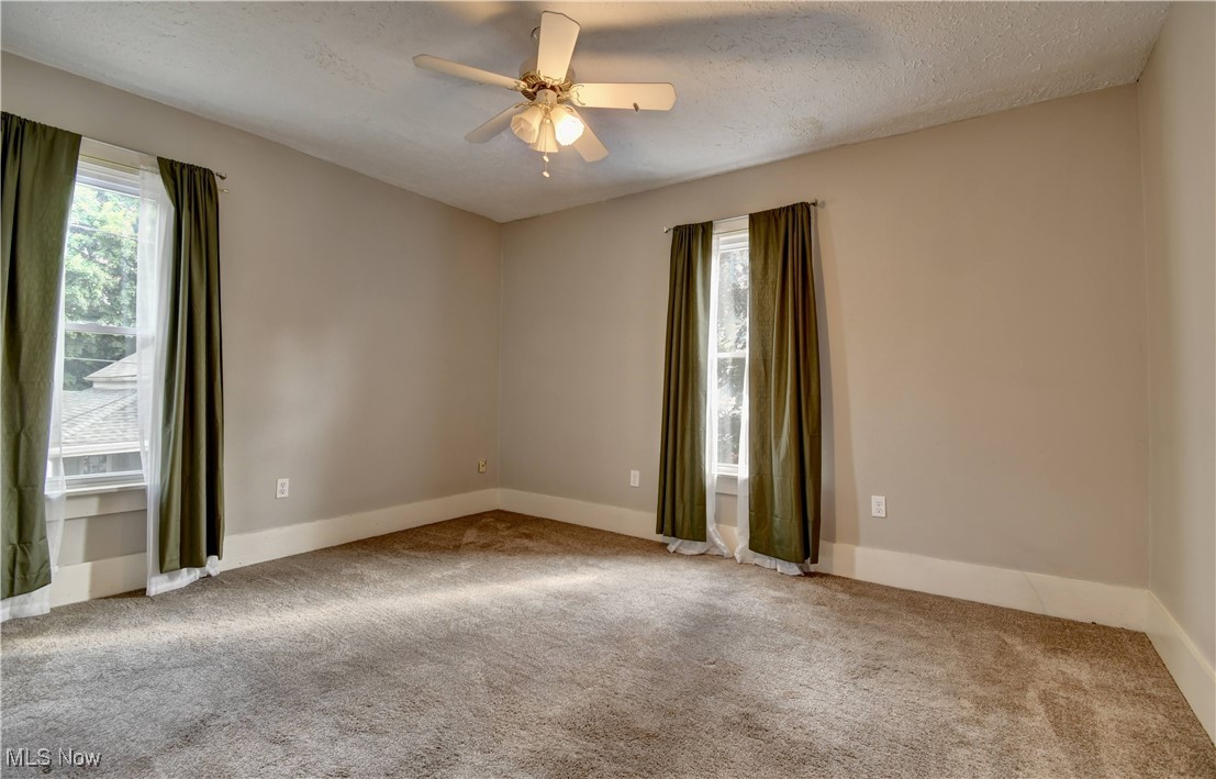 601 Short St, Dover, Ohio image 32