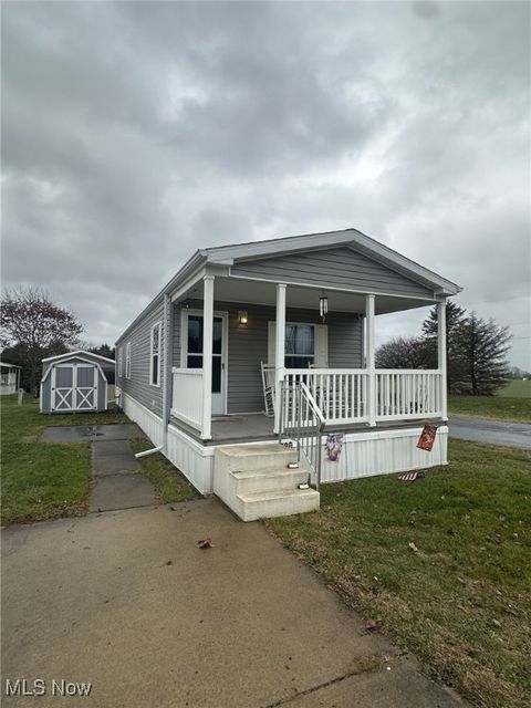 Photo of 4790 Snowdrift Lane, Zanesville, OH 43701 (MLS # 5178435)