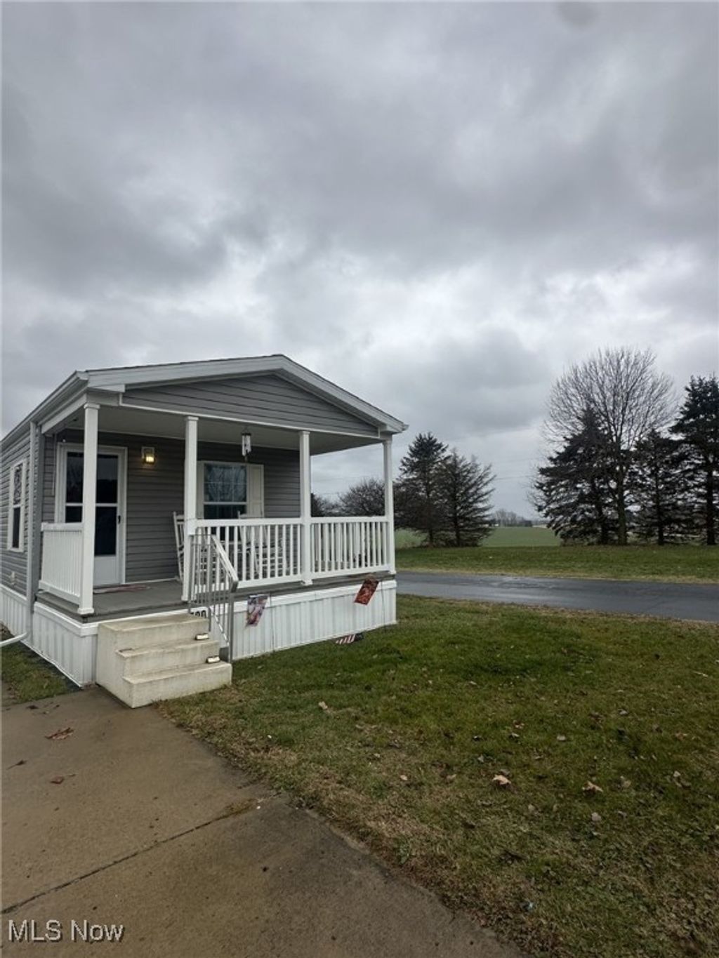 Photo of 4790 Snowdrift Lane, Zanesville, OH 43701 (MLS # 5178435)
