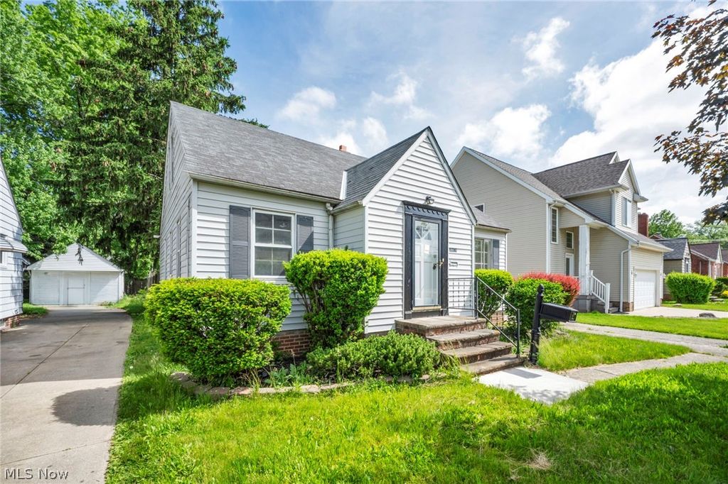 Photo of 25671 Farringdon Avenue, Euclid, OH 44132 (MLS # 5210482)