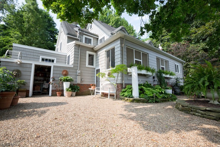 Elywood - Residential