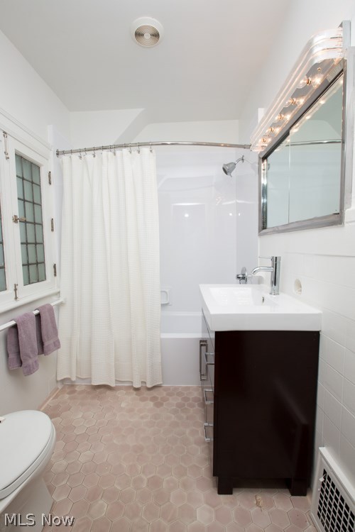 Elywood - Residential