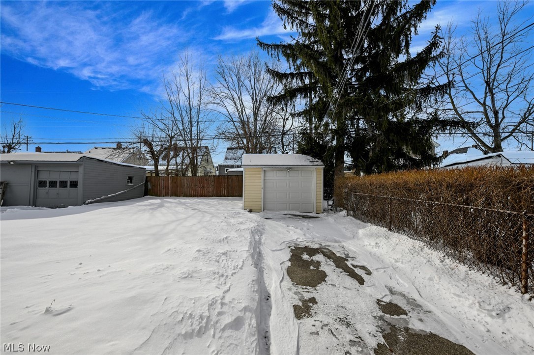 H A Stahl Props Cos Ridgewood - Residential