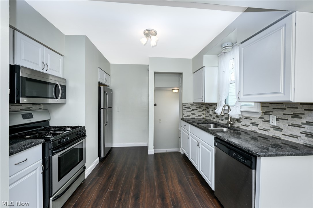 H A Stahl Props Cos Ridgewood - Residential