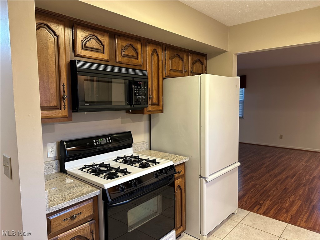 4402 Sandalwood Place, Vienna, West Virginia image 6