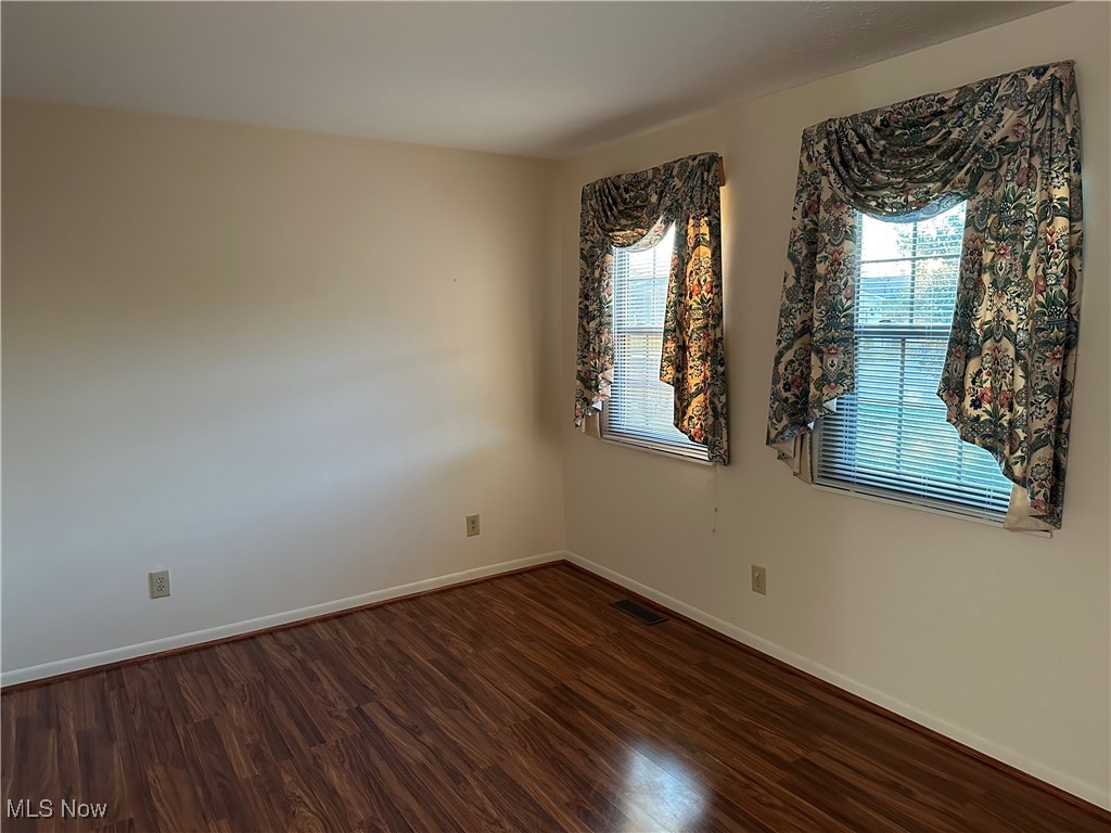 4402 Sandalwood Place, Vienna, West Virginia image 9